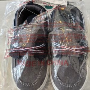 Brand new Carter's loafers